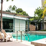 Double Trees Residence